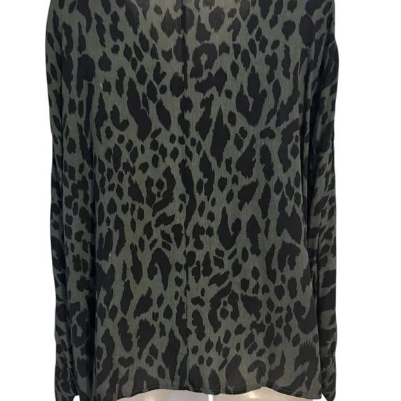 NWT UMGEE BLACK/GREEN ANIMAL PRINT TOP XLARGE #3 - Picture 6 of 9